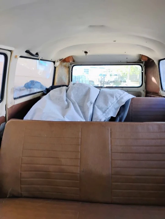 1976 Volkswagen EuroVan - Image 10 of 20
