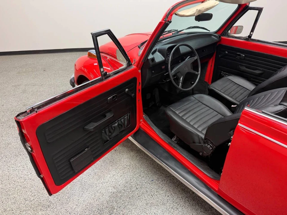 1976 Volkswagen Super Beetle - Image 14 of 31