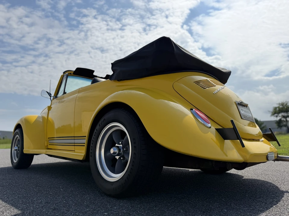 1976 Volkswagen Super Beetle - Image 11 of 31