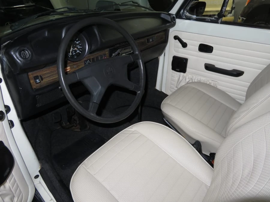 1976 Volkswagen Super Beetle - Image 4 of 11