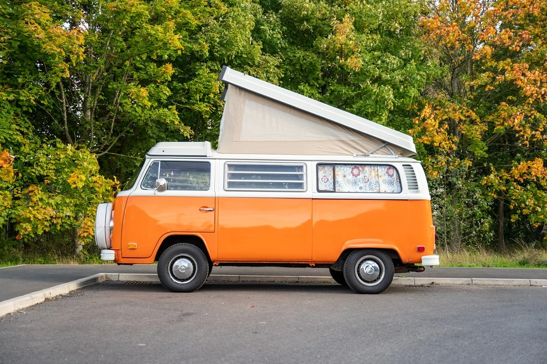 1976 Volkswagen Bay-Window Camper - Image 9 of 30