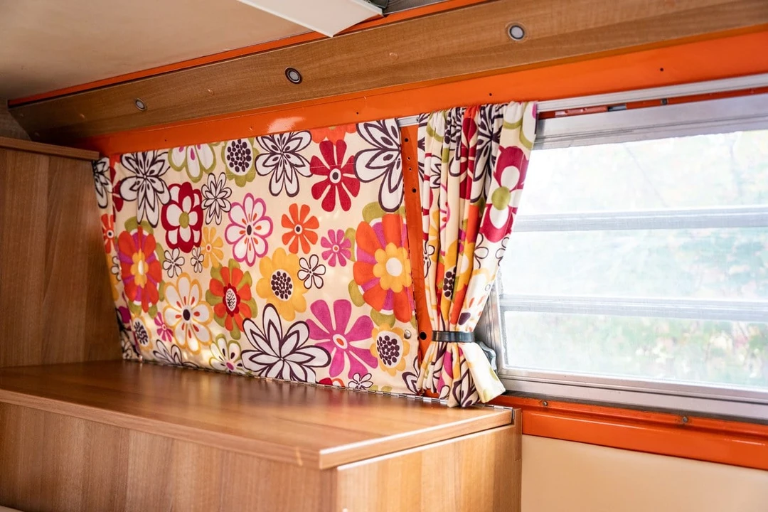 1976 Volkswagen Bay-Window Camper - Image 29 of 30