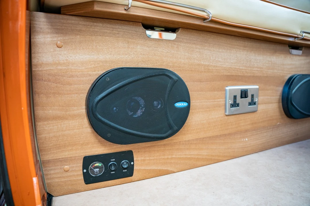 1976 Volkswagen Bay-Window Camper - Image 24 of 30