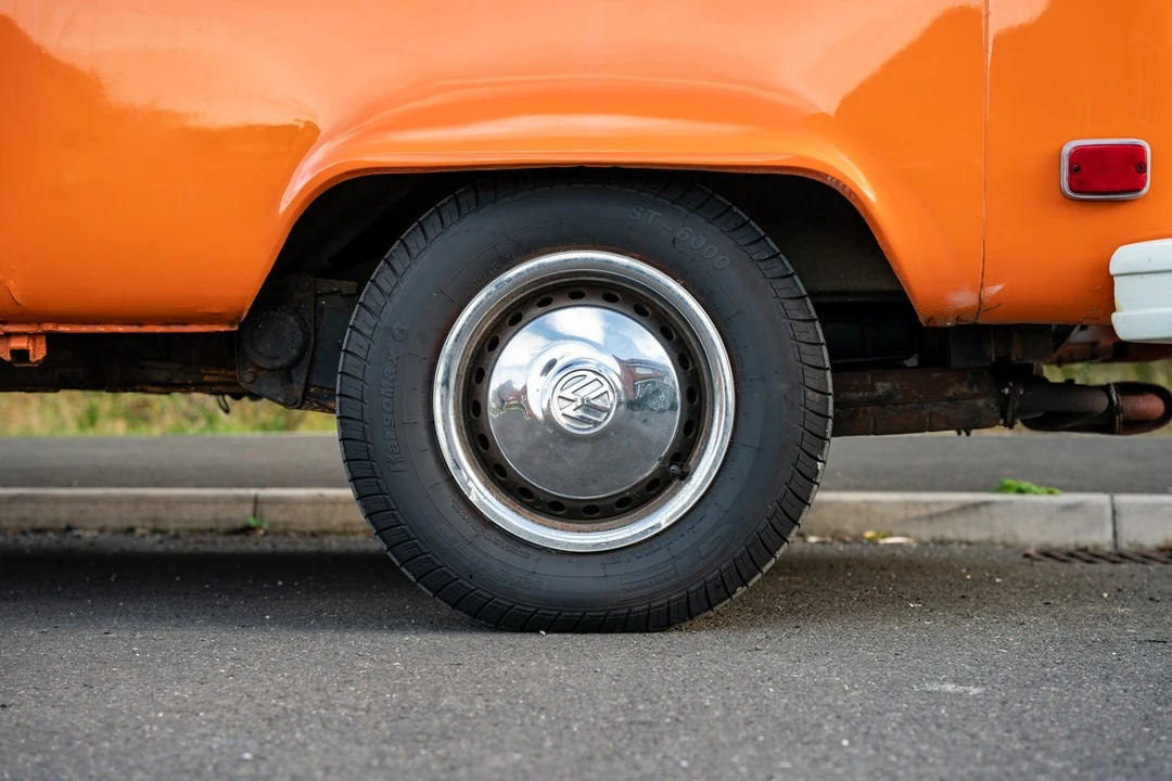 1976 Volkswagen Bay-Window Camper - Image 16 of 30