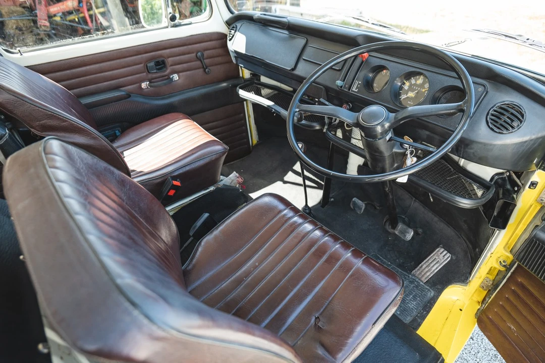 1976 Volkswagen Bay-Window Bus - Image 19 of 30