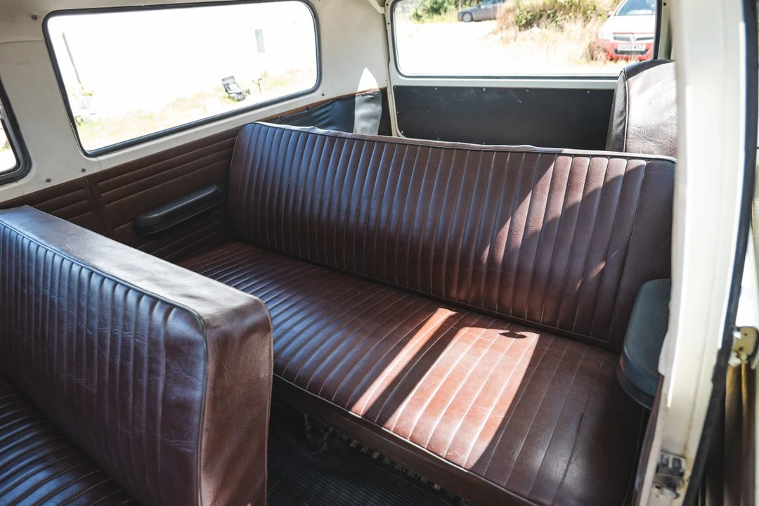 1976 Volkswagen Bay-Window Bus - Image 30 of 30