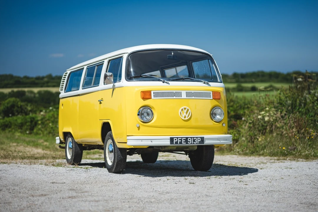 1976 Volkswagen Bay-Window Bus - Image 12 of 30