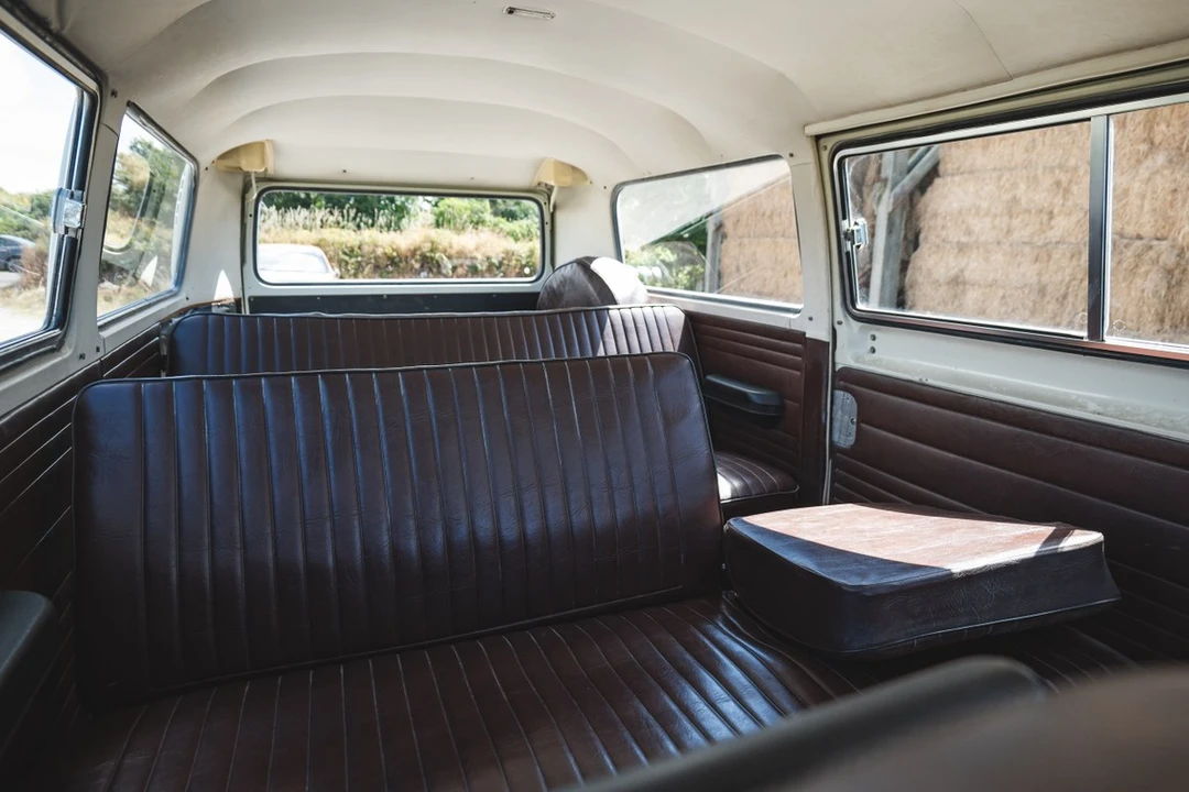 1976 Volkswagen Bay-Window Bus - Image 22 of 30