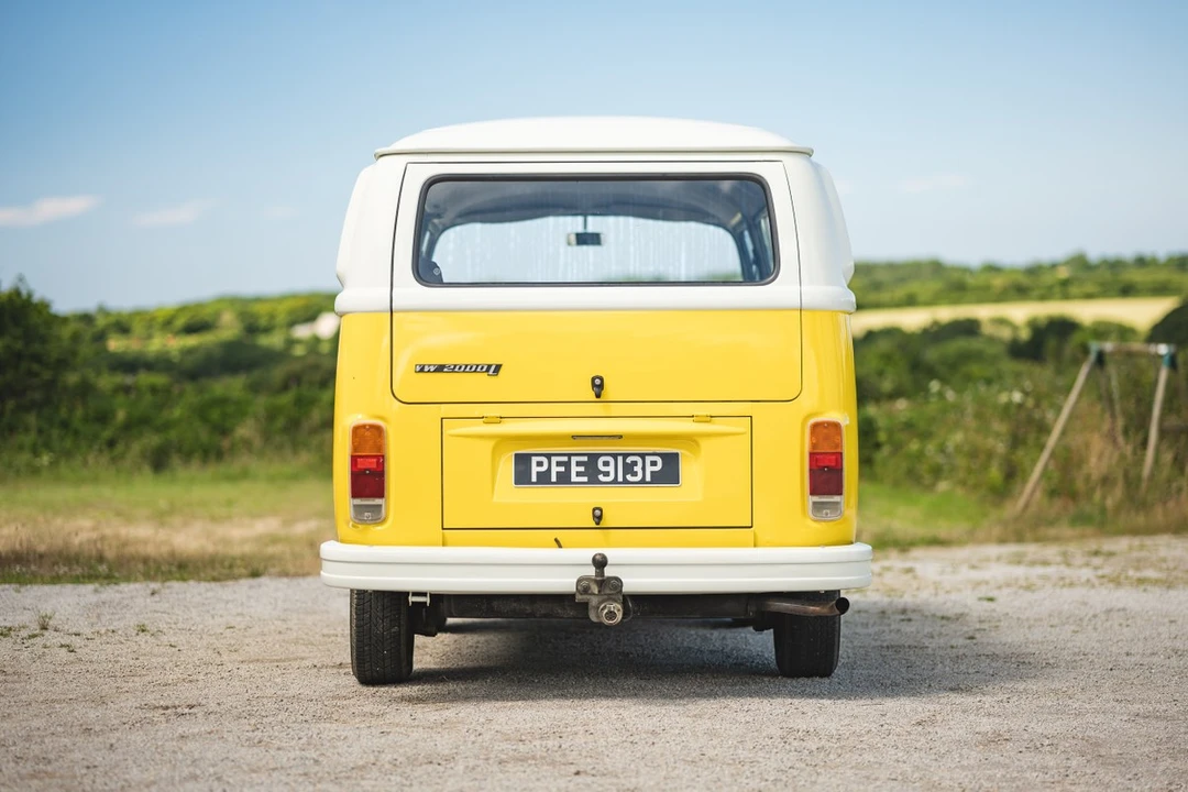 1976 Volkswagen Bay-Window Bus - Image 8 of 30