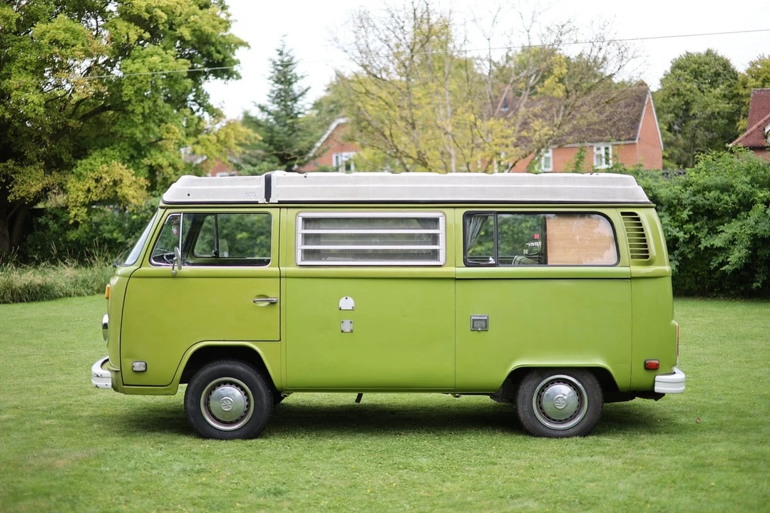 1976 Volkswagen Bay-Window Camper - Image 12 of 30