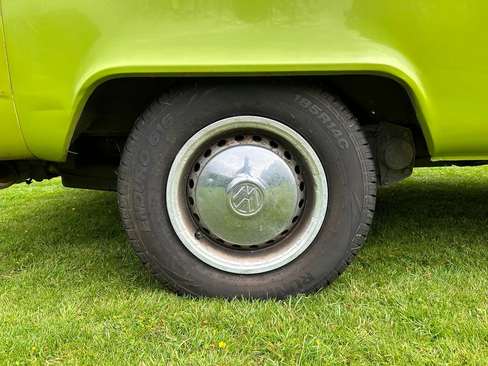 1976 Volkswagen Bay-Window Camper - Image 28 of 30