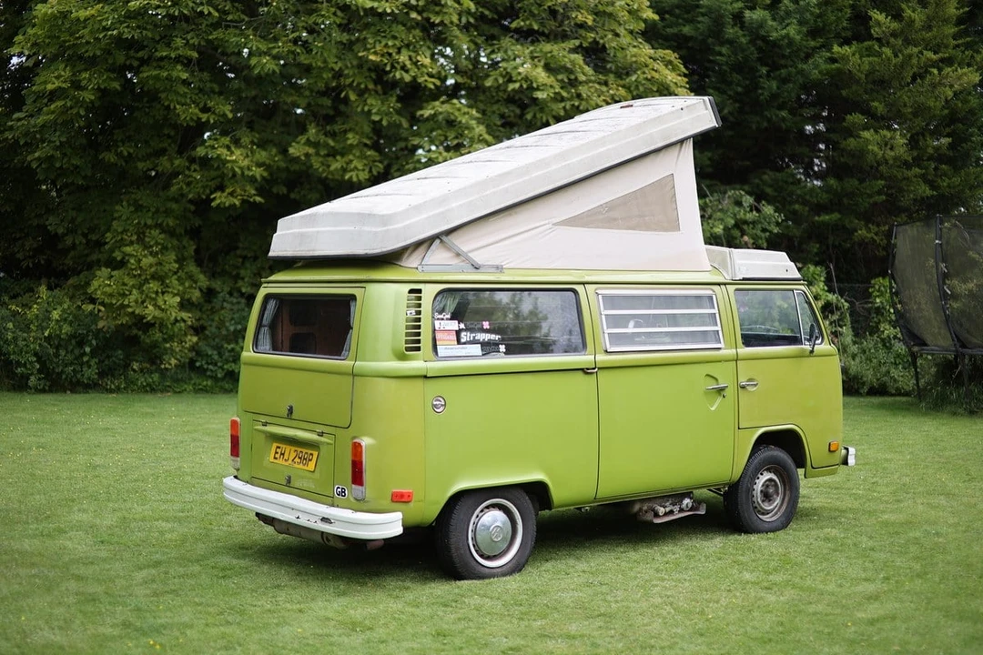 1976 Volkswagen Bay-Window Camper - Image 6 of 30