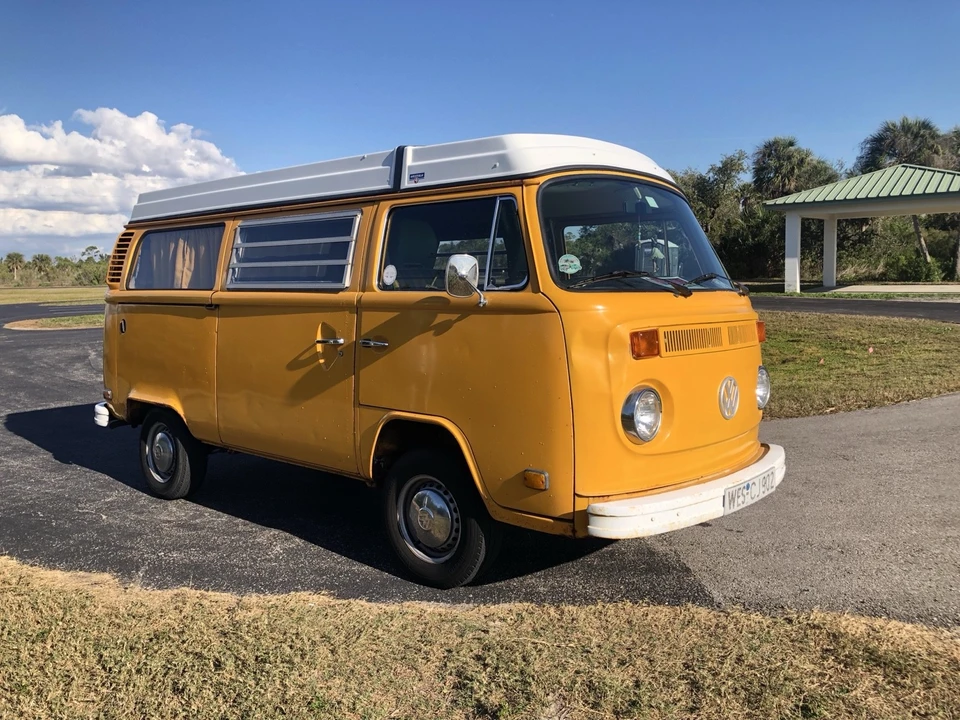 1976 Volkswagen Bay-Window Camper - Image 2 of 21
