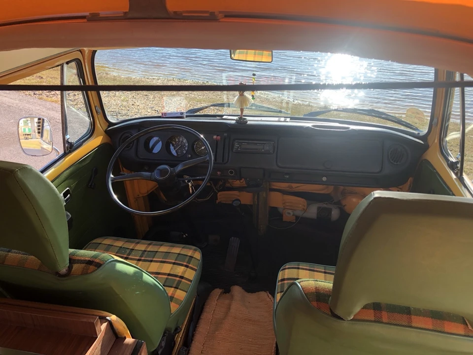 1976 Volkswagen Bay-Window Camper - Image 8 of 21