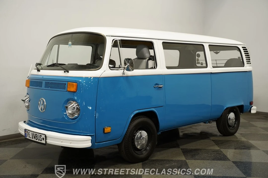 1976 Volkswagen Type 2 - Image 7 of 12