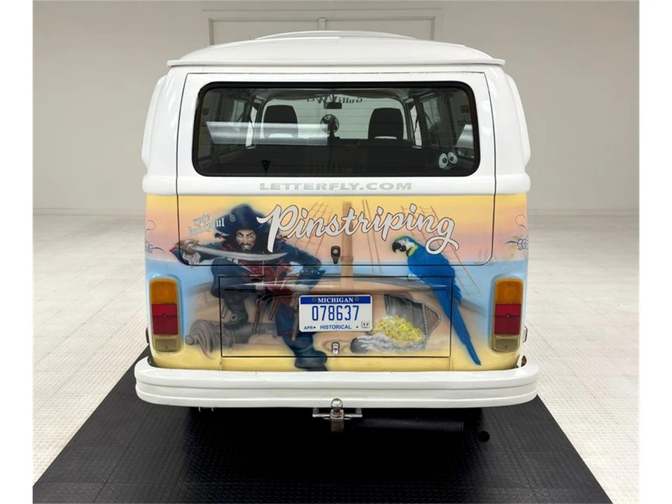 1976 Volkswagen Bay-Window Bus - Image 5 of 31