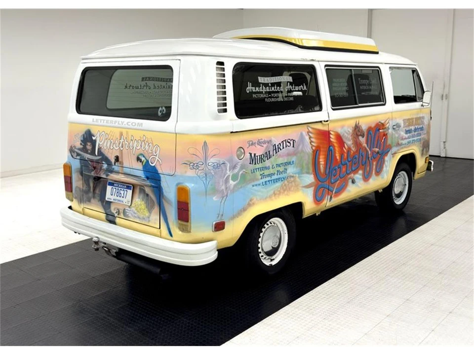 1976 Volkswagen Bay-Window Bus - Image 6 of 31