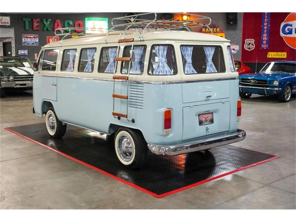 1976 Volkswagen Bay-Window Bus - Image 4 of 31