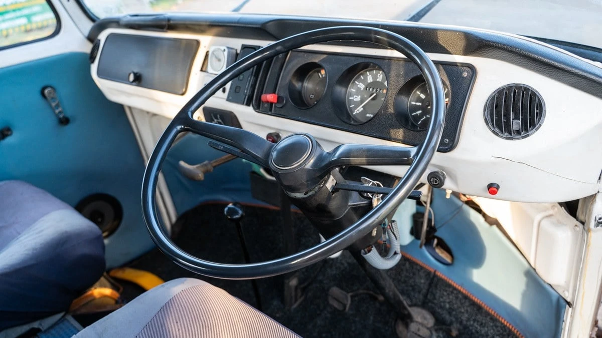 1976 Volkswagen Bay-Window Camper - Image 22 of 30