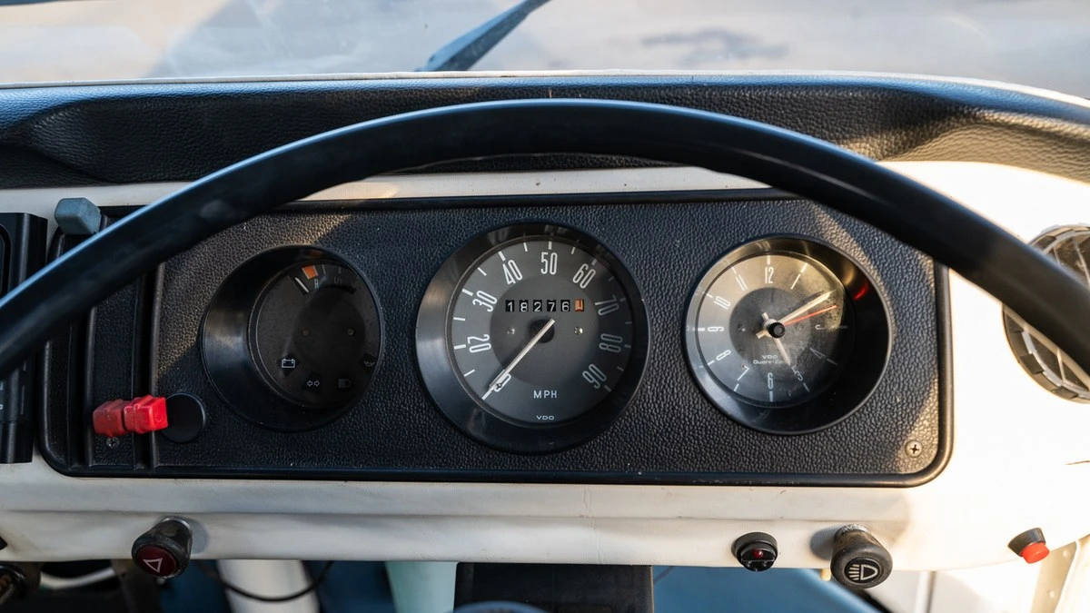 1976 Volkswagen Bay-Window Camper - Image 26 of 30