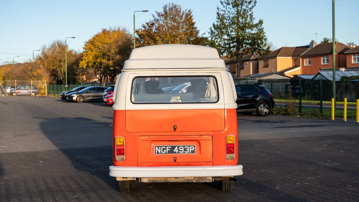 1976 Volkswagen Bay-Window Camper - Image 8 of 30