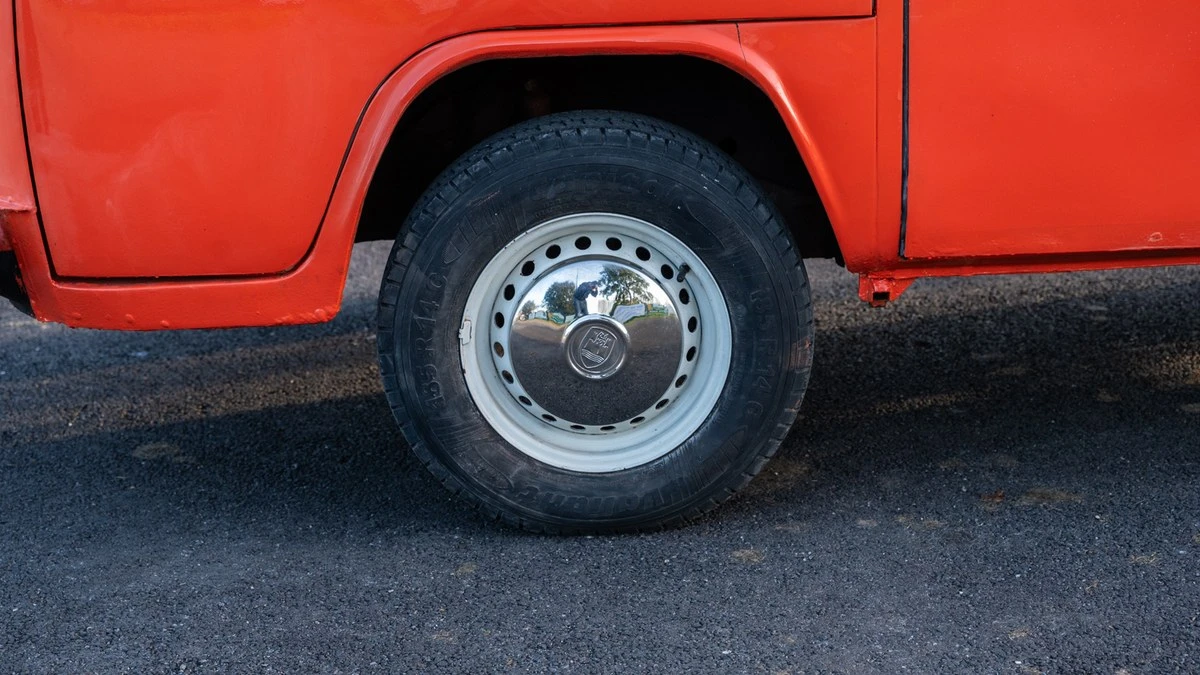 1976 Volkswagen Bay-Window Camper - Image 12 of 30