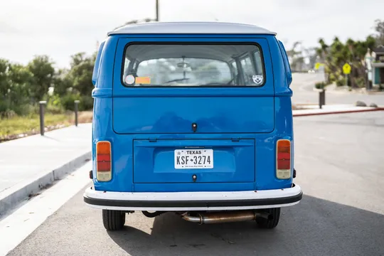 1976 Volkswagen Bay-Window Bus - Image 4 of 31