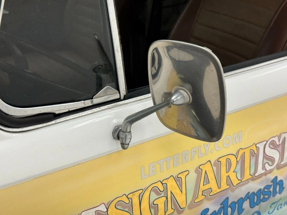1976 Volkswagen Bay-Window Bus - Image 13 of 21