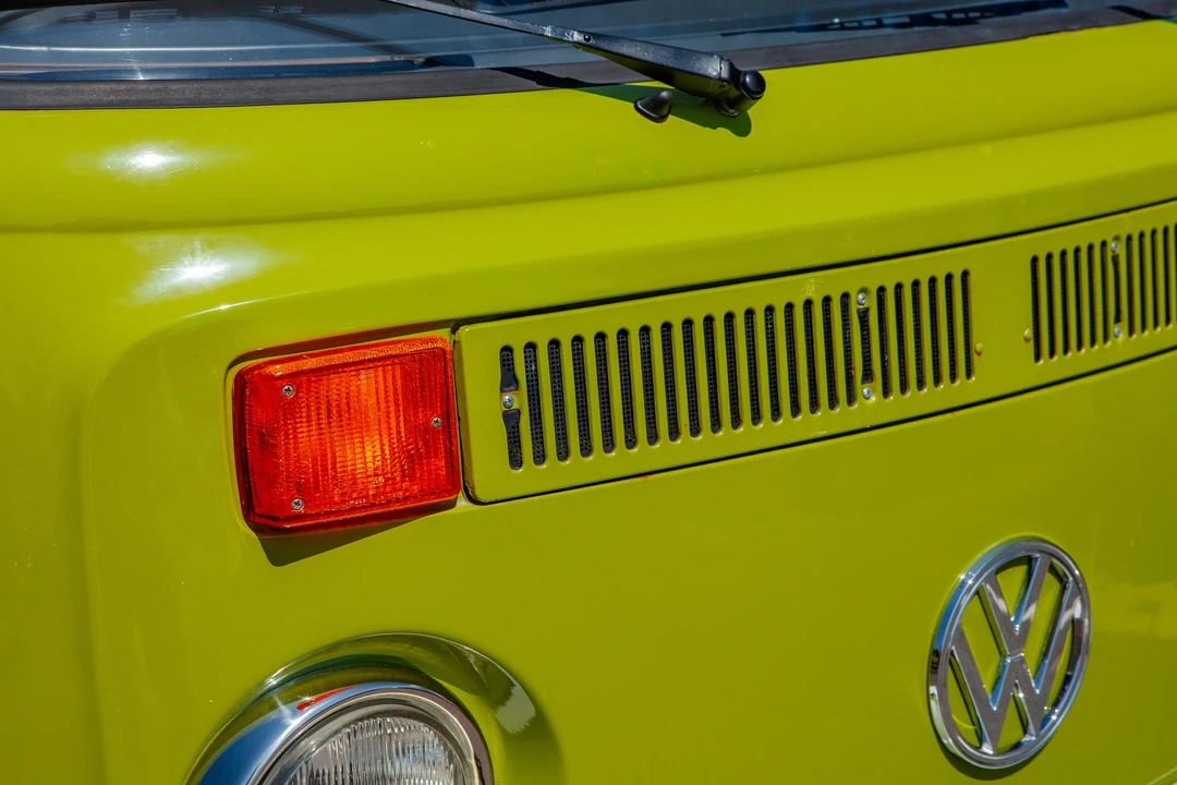 1976 Volkswagen Bay-Window Camper - Image 12 of 31