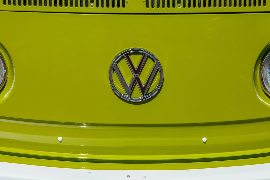 1976 Volkswagen Bay-Window Camper - Image 9 of 31