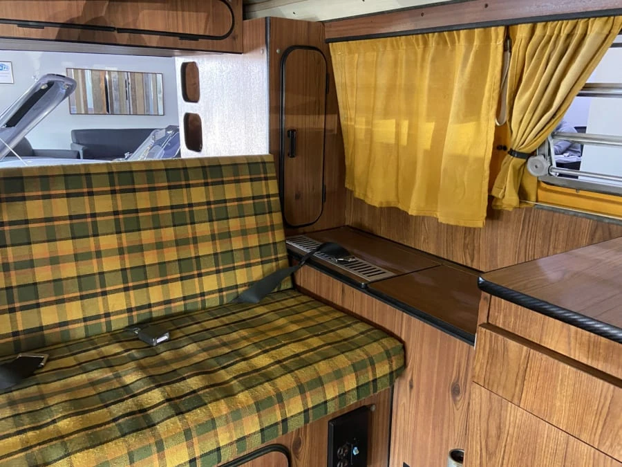 1976 Volkswagen Bay-Window Camper - Image 27 of 31