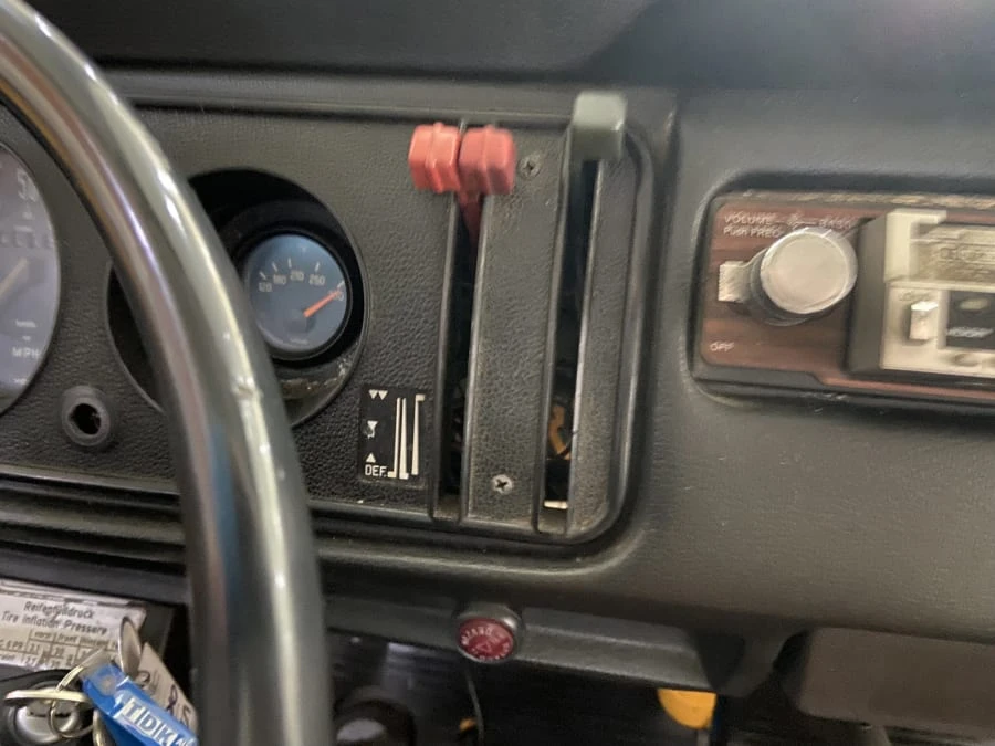 1976 Volkswagen Bay-Window Camper - Image 16 of 31