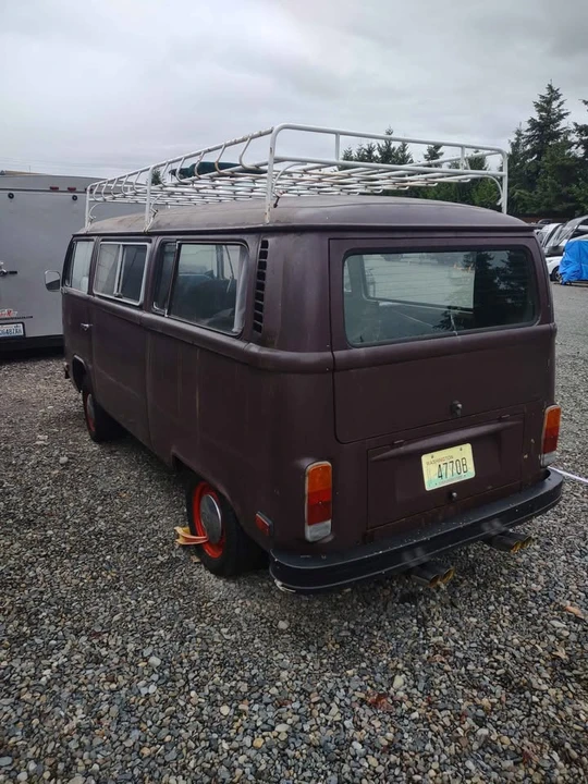1976 Volkswagen Bay-Window Bus - Image 2 of 5