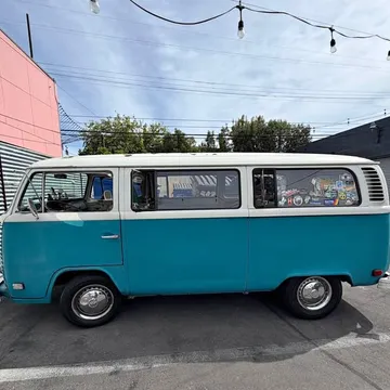 1976 Volkswagen Bus