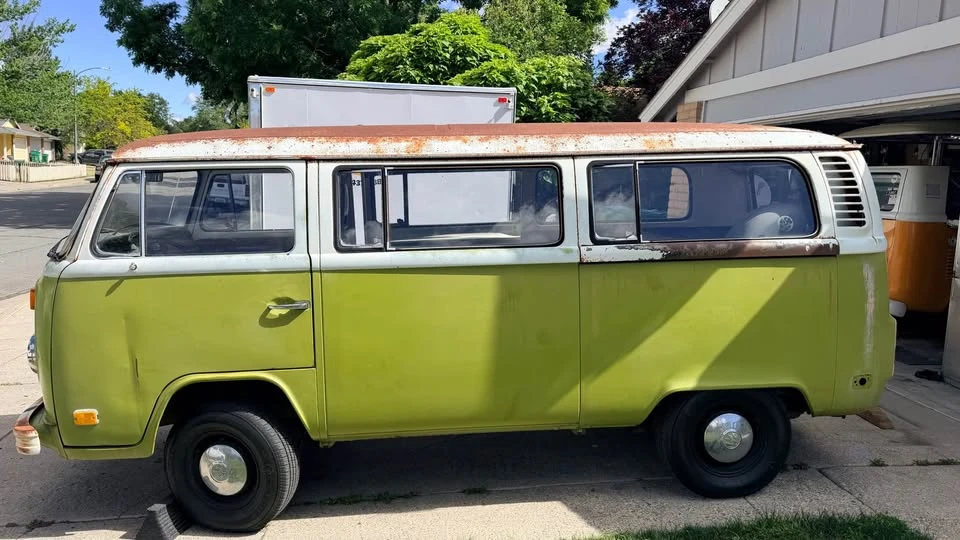 1976 Volkswagen Bay-Window Bus - Image 2 of 5