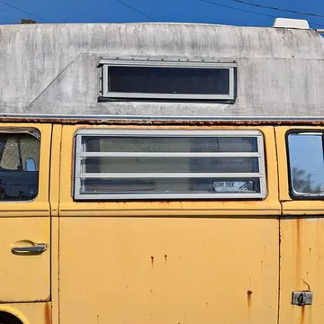 1976 Volkswagen Type 2 Bus
