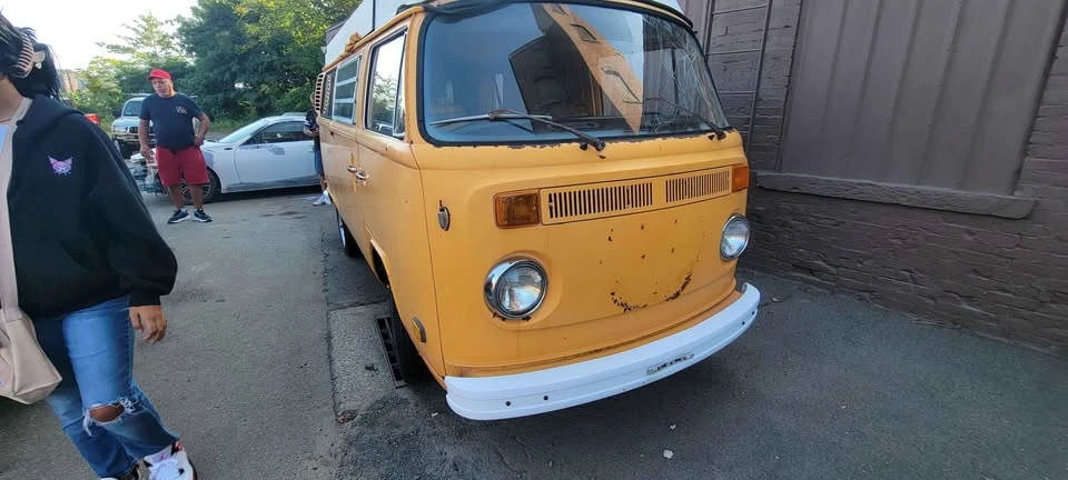 1976 Volkswagen Bay-Window Camper - Image 2 of 14