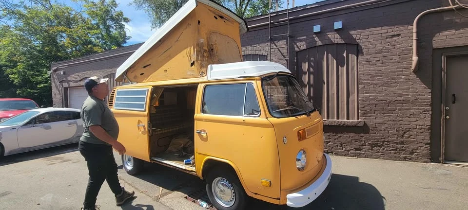 1976 Volkswagen Bay-Window Camper - Image 10 of 14