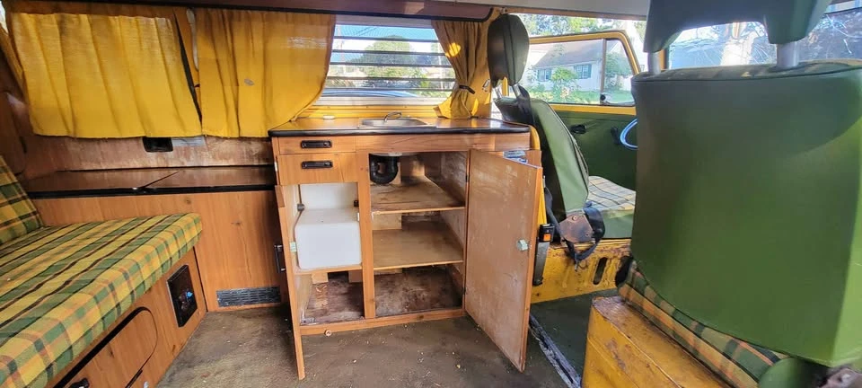 1976 Volkswagen Bay-Window Camper - Image 9 of 14