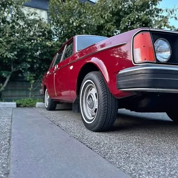 1976 Volvo 244DL