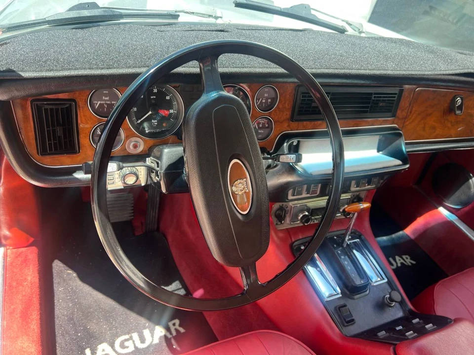 1976 Jaguar XJ Coupe - Image 6 of 9