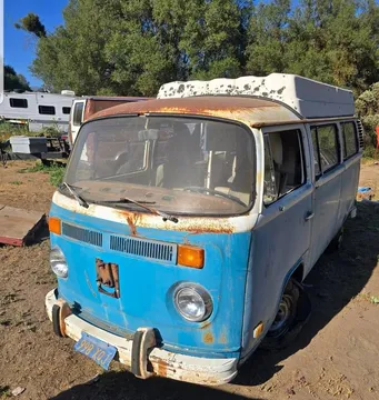 1976 Volkswagen Bus Camper