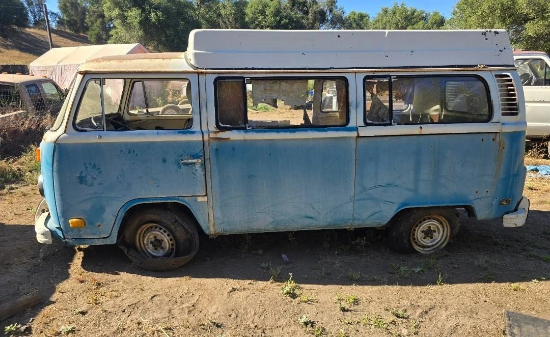 1976 Volkswagen Bay-Window Camper - Image 2 of 3