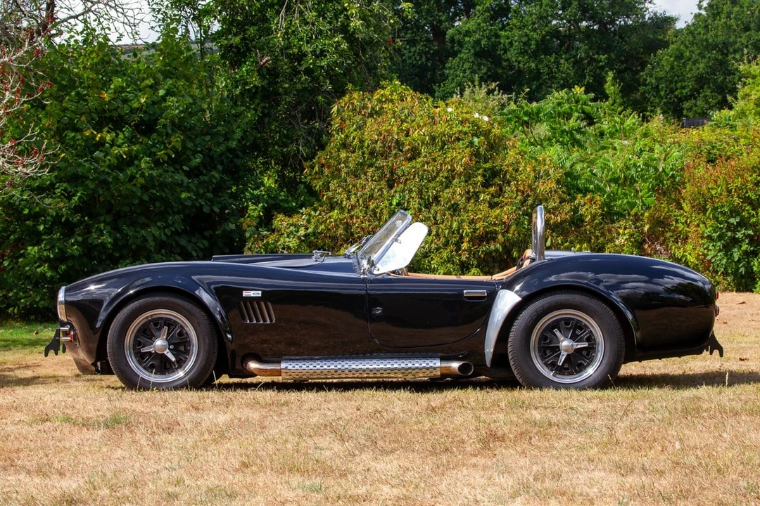 1977 AC - Image 4 of 30