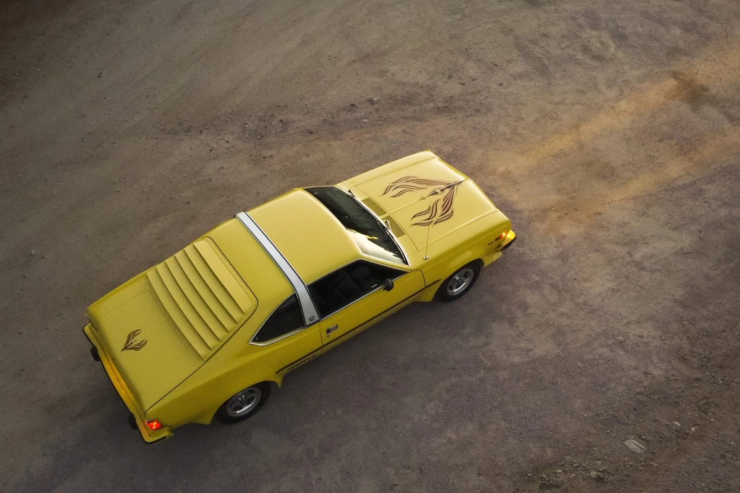 1977 AMC - Image 21 of 31