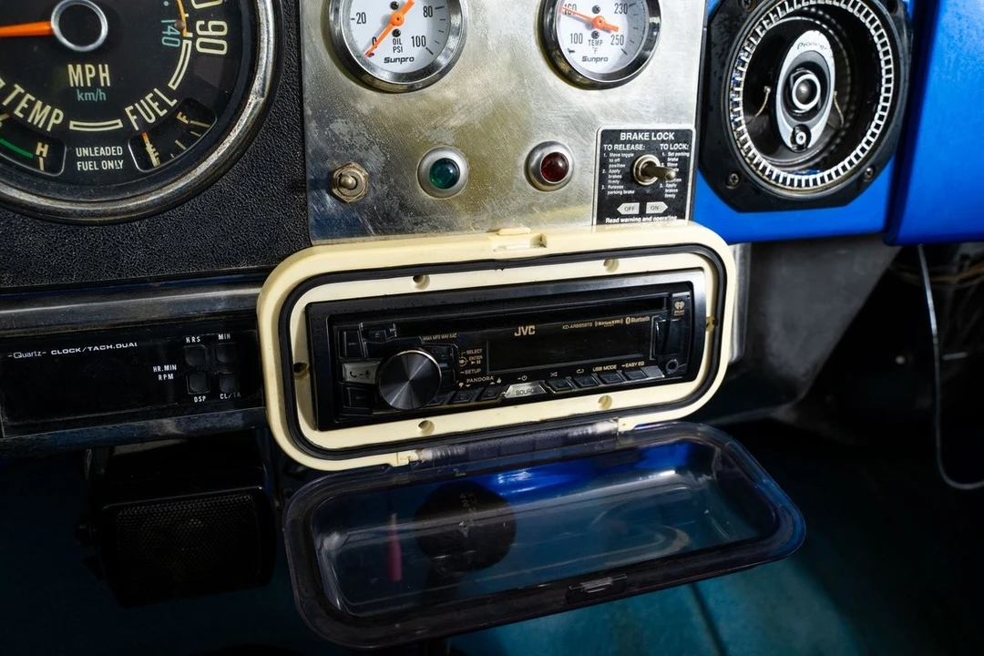 1977 AMC - Image 29 of 31