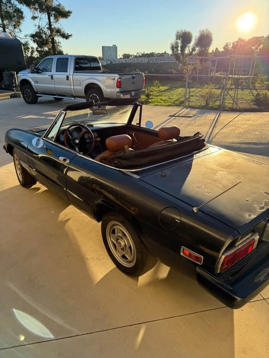 1977 Alfa Romeo - Image 5 of 10