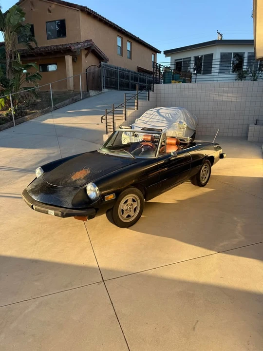 1977 Alfa Romeo - Image 8 of 10