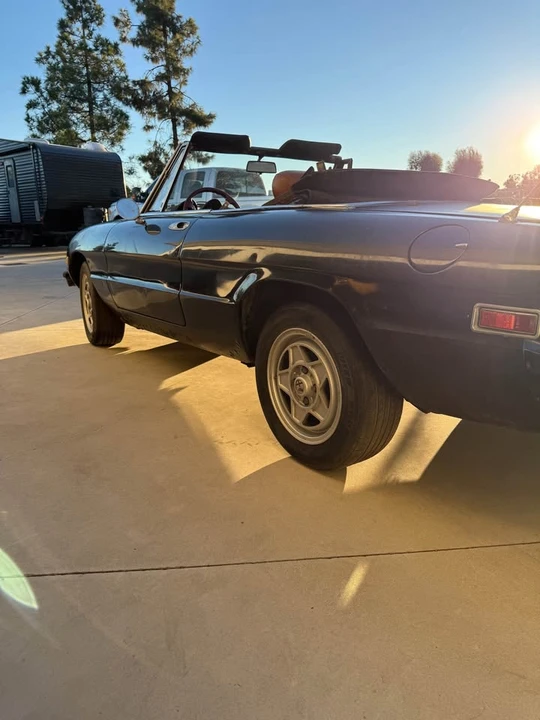 1977 Alfa Romeo - Image 6 of 10
