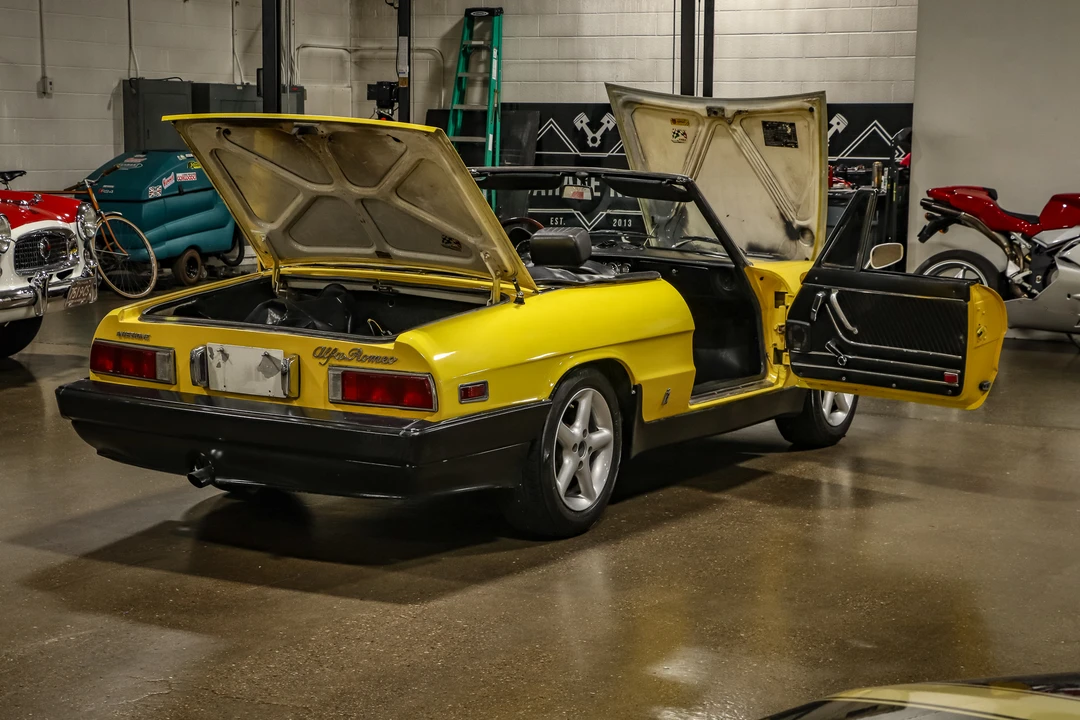 1977 Alfa Romeo Series 2 - Image 28 of 31